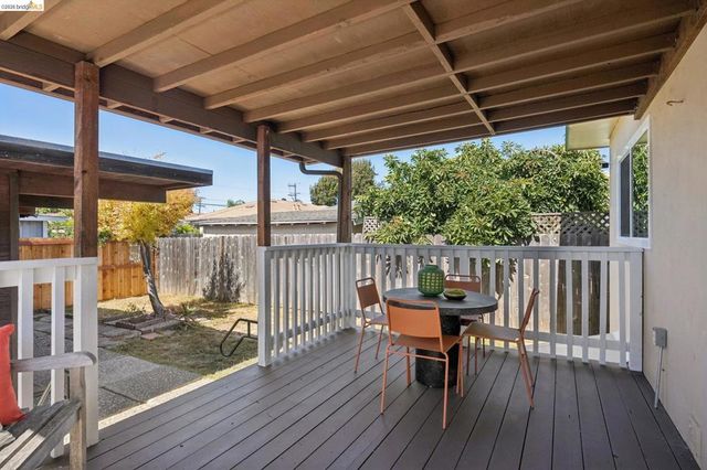 727 40Th St, Richmond, CA 94805