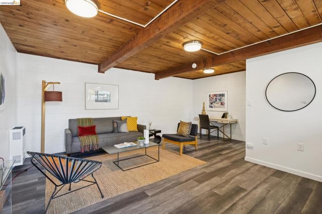 727 40Th St, Richmond, CA 94805