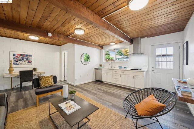 727 40Th St, Richmond, CA 94805