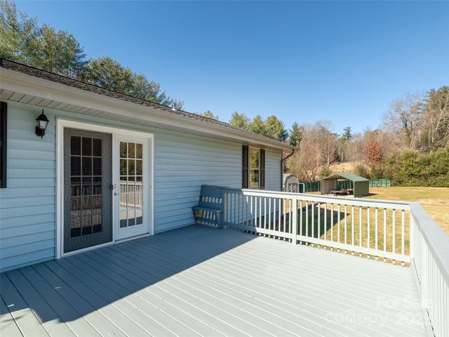 3021 Kanuga Road, Hendersonville, NC 28739