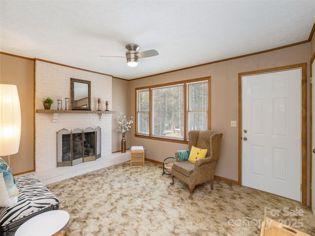 3021 Kanuga Road, Hendersonville, NC 28739