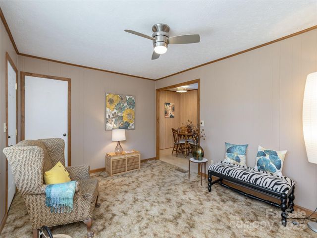 3021 Kanuga Road, Hendersonville, NC 28739