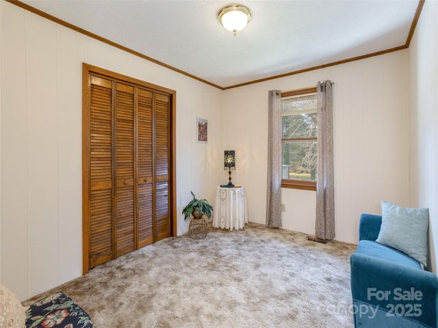 3021 Kanuga Road, Hendersonville, NC 28739