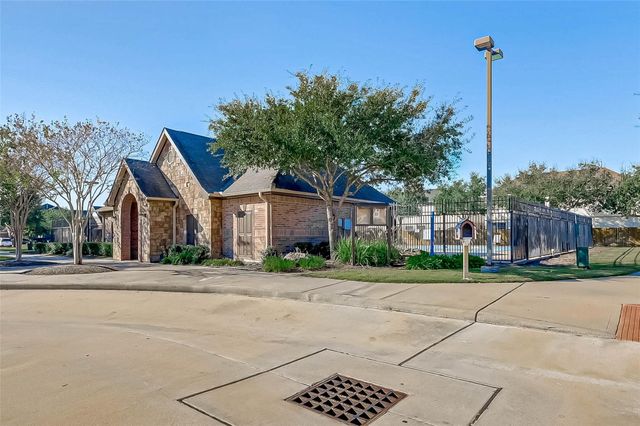 5011 Redwing Brook Trail, Katy, TX 77449