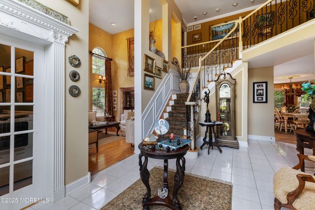 34 Kara Court, Matawan, NJ 07747