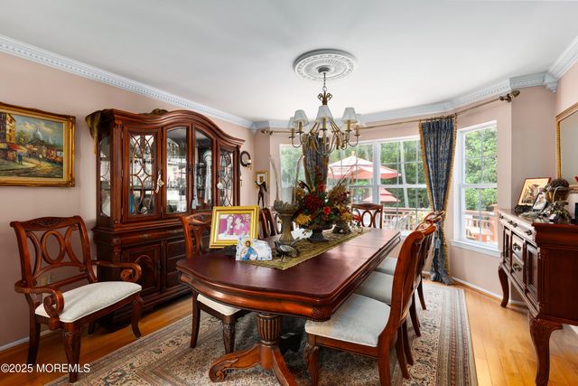 34 Kara Court, Matawan, NJ 07747