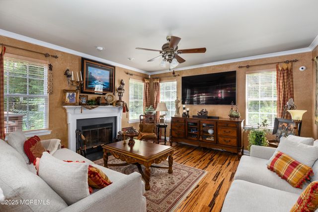 34 Kara Court, Matawan, NJ 07747