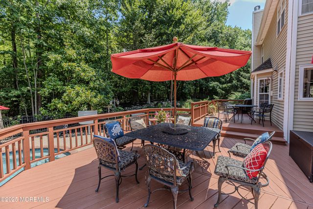 34 Kara Court, Matawan, NJ 07747