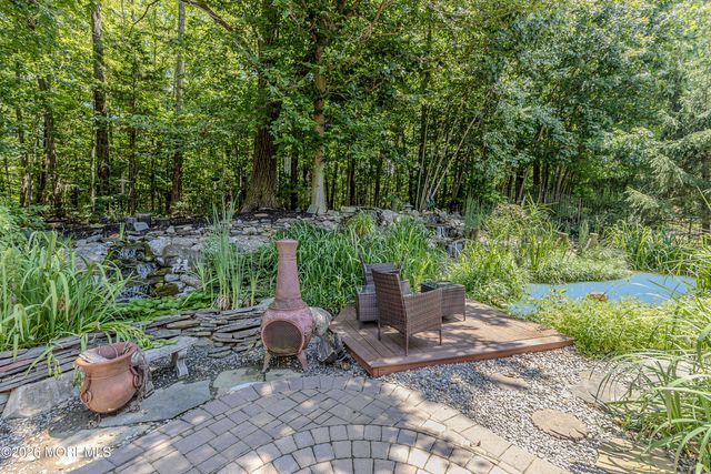 34 Kara Court, Matawan, NJ 07747
