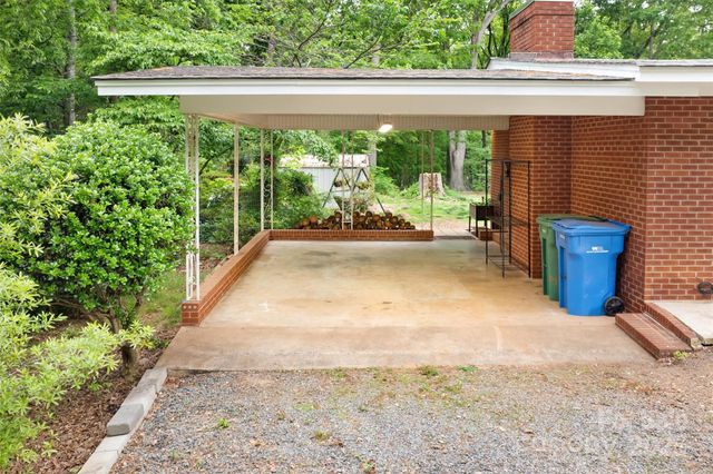 1713 Wildwood Drive, Albemarle, NC 28001