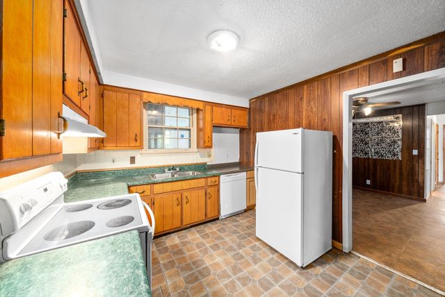 2307 Pendleton Dr, Clarksville, TN 37042
