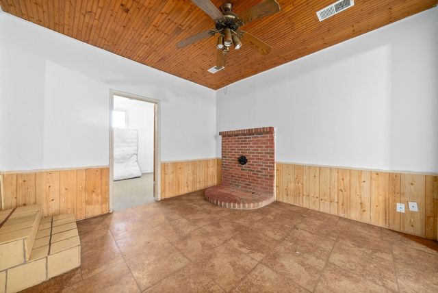 2307 Pendleton Dr, Clarksville, TN 37042