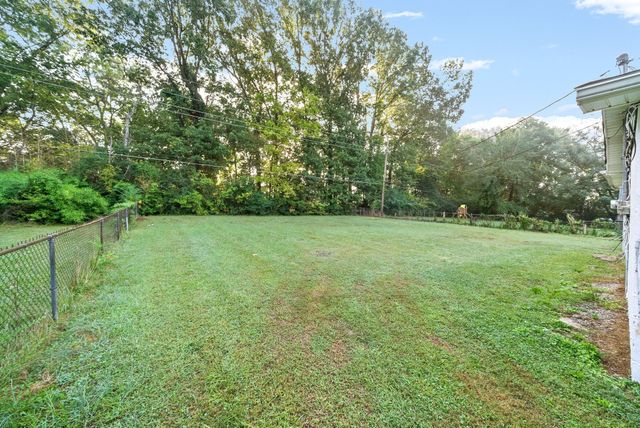 2307 Pendleton Dr, Clarksville, TN 37042