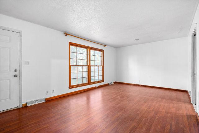 2307 Pendleton Dr, Clarksville, TN 37042