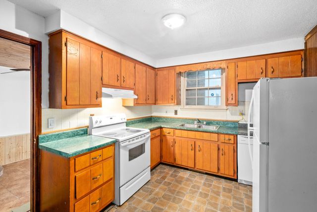 2307 Pendleton Dr, Clarksville, TN 37042