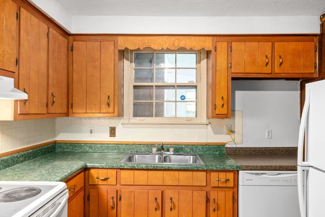 2307 Pendleton Dr, Clarksville, TN 37042