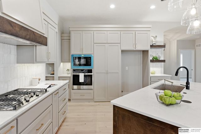 10219 S 191st Street, Omaha, NE 68135