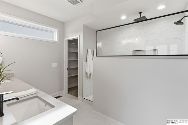 10219 S 191st Street, Omaha, NE 68135