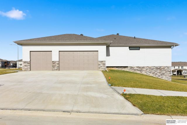 10219 S 191st Street, Omaha, NE 68135