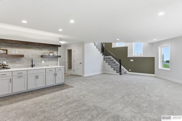 10219 S 191st Street, Omaha, NE 68135