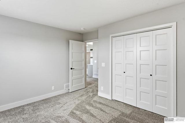 10219 S 191st Street, Omaha, NE 68135