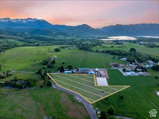 8822 Eagle Way Unit 7, Huntsville, UT 84317