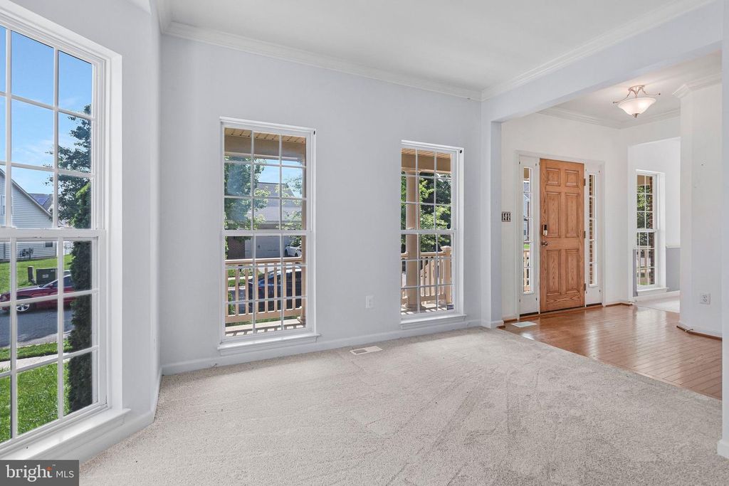Image 16 of property listing at 9252 SENNA CT, Waldorf, MD 20603