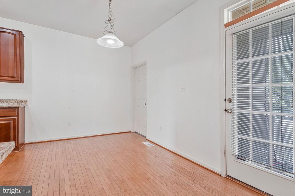Image 30 of property listing at 9252 SENNA CT, Waldorf, MD 20603