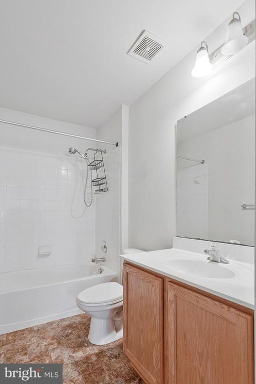 Image 41 of property listing at 9252 SENNA CT, Waldorf, MD 20603