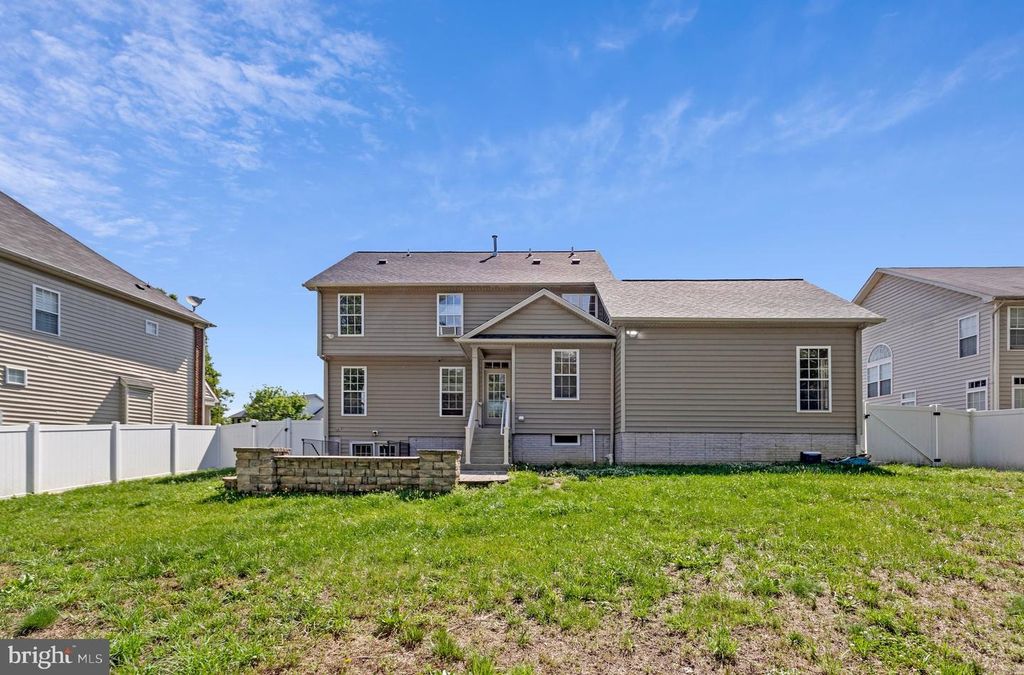 Image 56 of property listing at 9252 SENNA CT, Waldorf, MD 20603