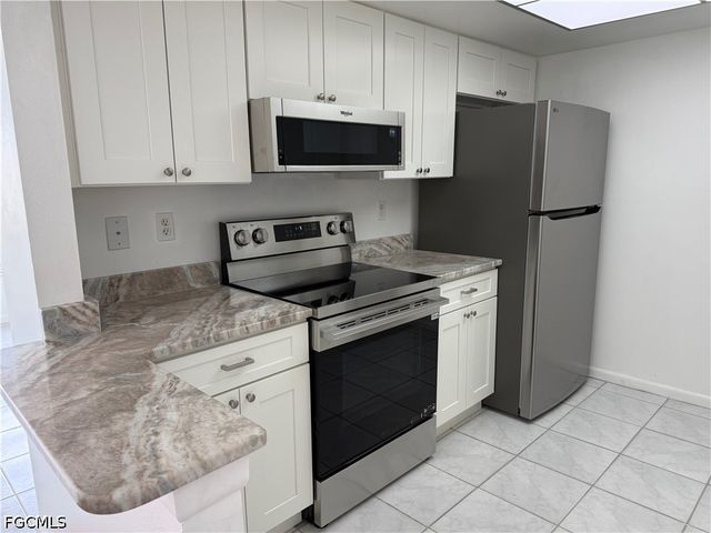116 Gledhill CT, Fort Myers, FL 33919