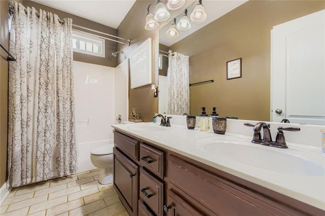 449 Glouchester Drive, Locust Grove, GA 30248