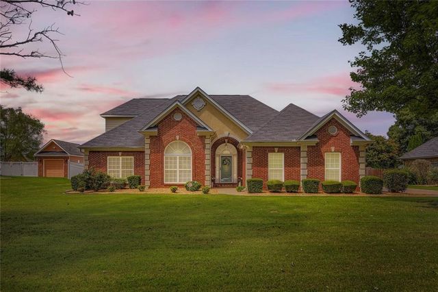 449 Glouchester Drive, Locust Grove, GA 30248