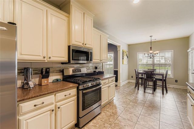 449 Glouchester Drive, Locust Grove, GA 30248