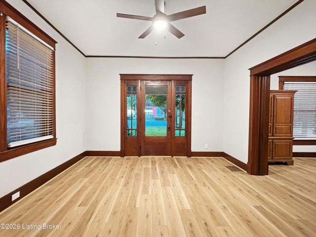 3715 Dixie Hwy, Louisville, KY 40216