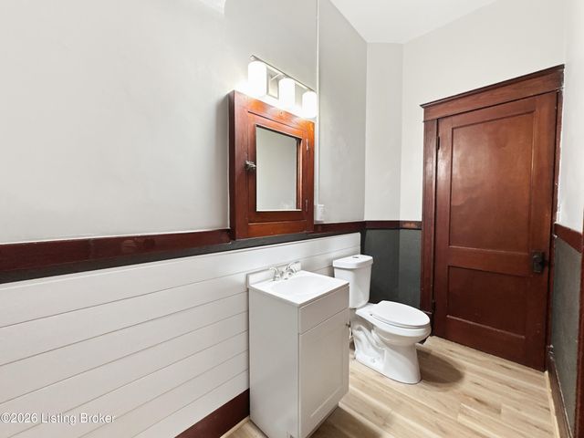 3715 Dixie Hwy, Louisville, KY 40216