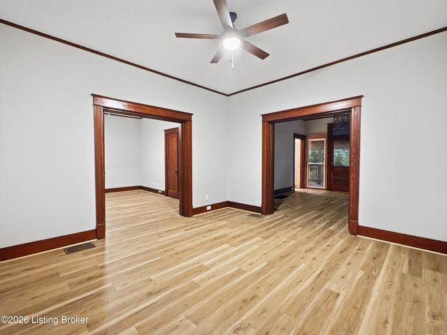 3715 Dixie Hwy, Louisville, KY 40216
