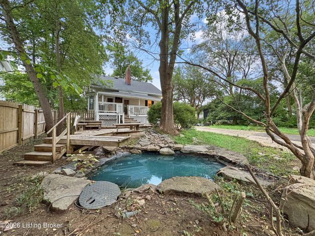 3715 Dixie Hwy, Louisville, KY 40216