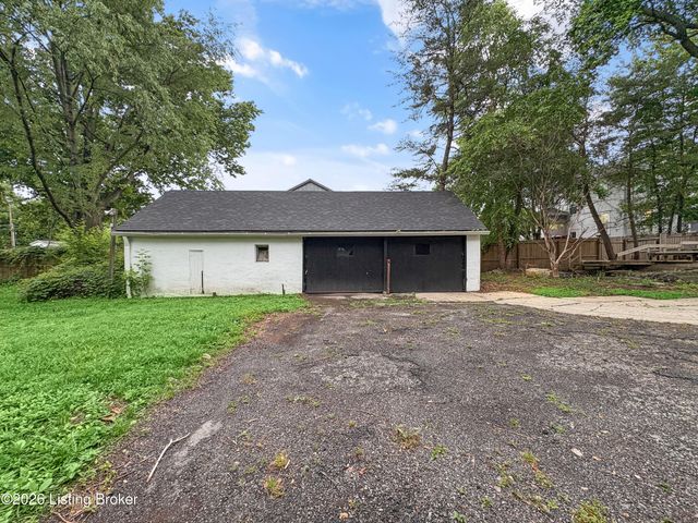 3715 Dixie Hwy, Louisville, KY 40216