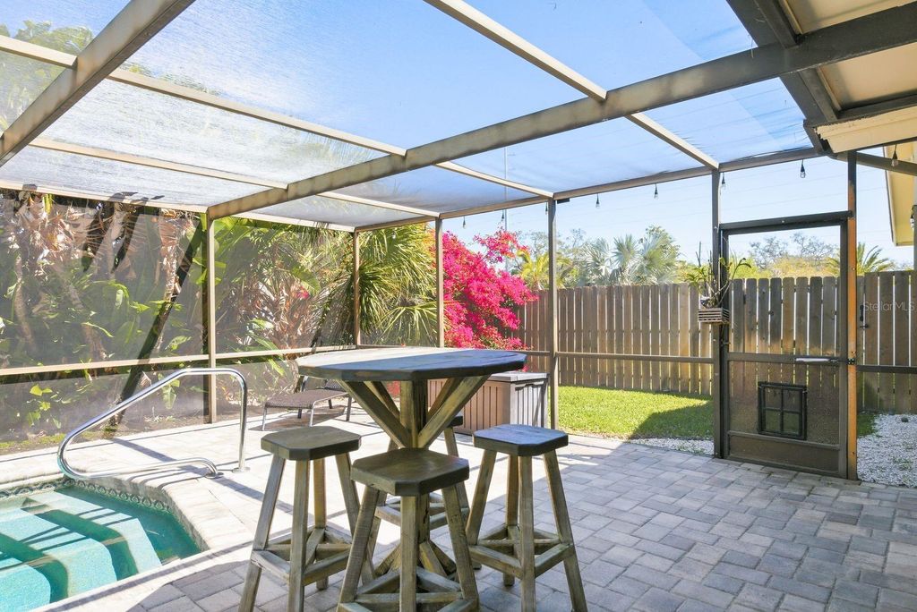 Image 35 of property listing at 1680 CINNAMON LANE, Dunedin, FL 34698