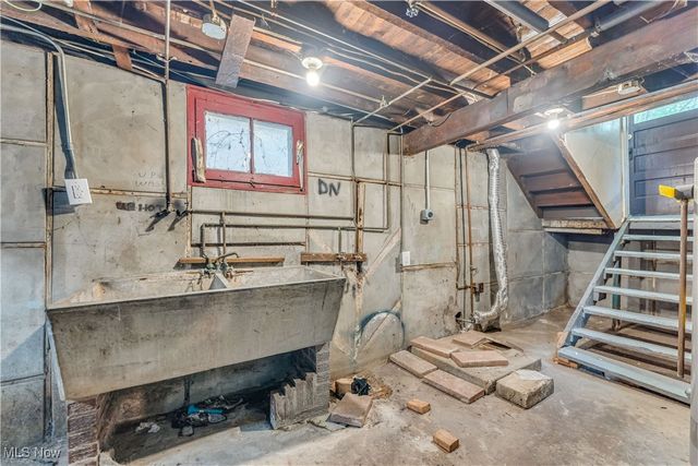 3865 W 16th Street DN, Cleveland, OH 44109