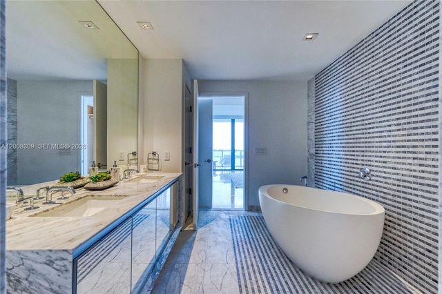 788 NE 23rd St 1102, Miami, FL 33137
