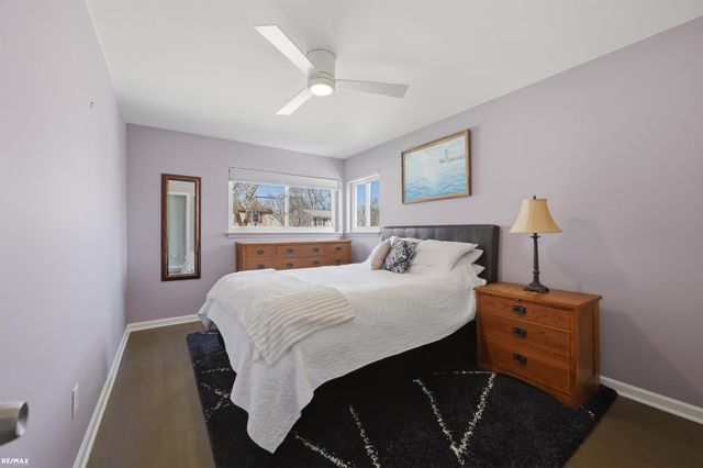 801 W Baker Avenue, Clawson, MI 48017