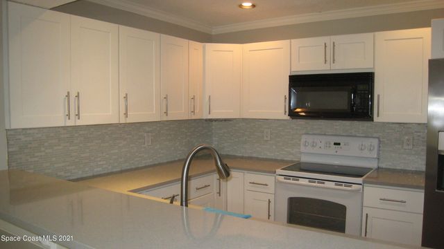 125 Escambia Lane 304, Cocoa Beach, FL 32931