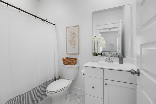 803 Kings Oak Court Unit 3, Charleston, SC 29492
