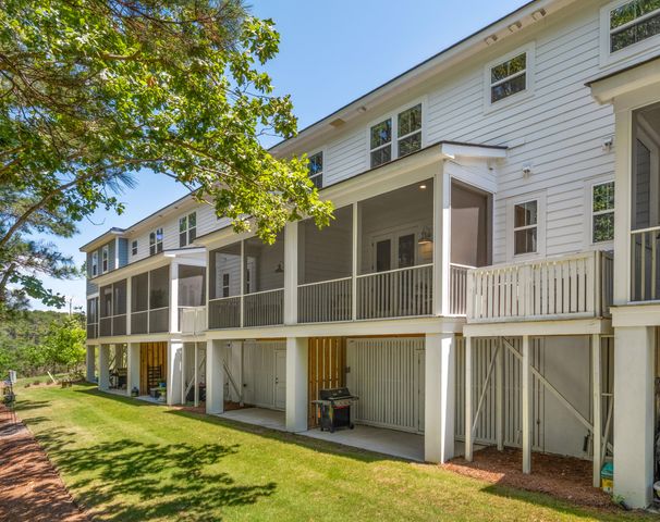 803 Kings Oak Court Unit 3, Charleston, SC 29492