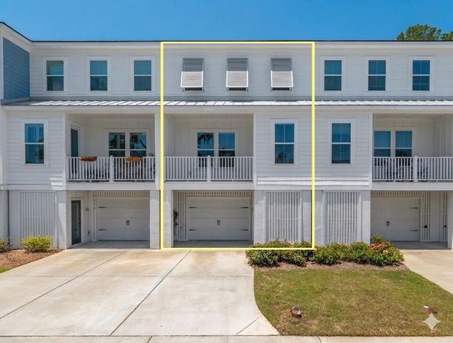 803 Kings Oak Court Unit 3, Charleston, SC 29492