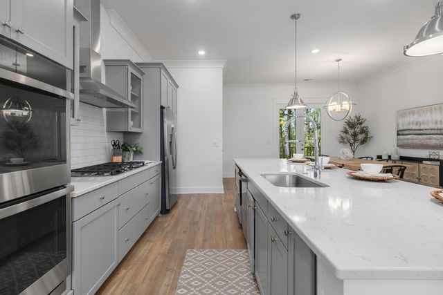 803 Kings Oak Court Unit 3, Charleston, SC 29492