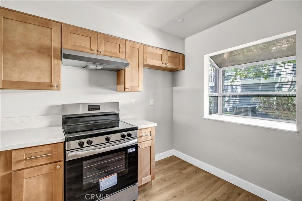 Image 3 of property listing at 25523 Pine Creek Lane, Wilmington, CA 90744