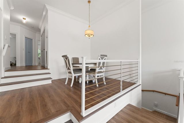 625 TROPICAL BREEZE WAY, Tampa, FL 33602